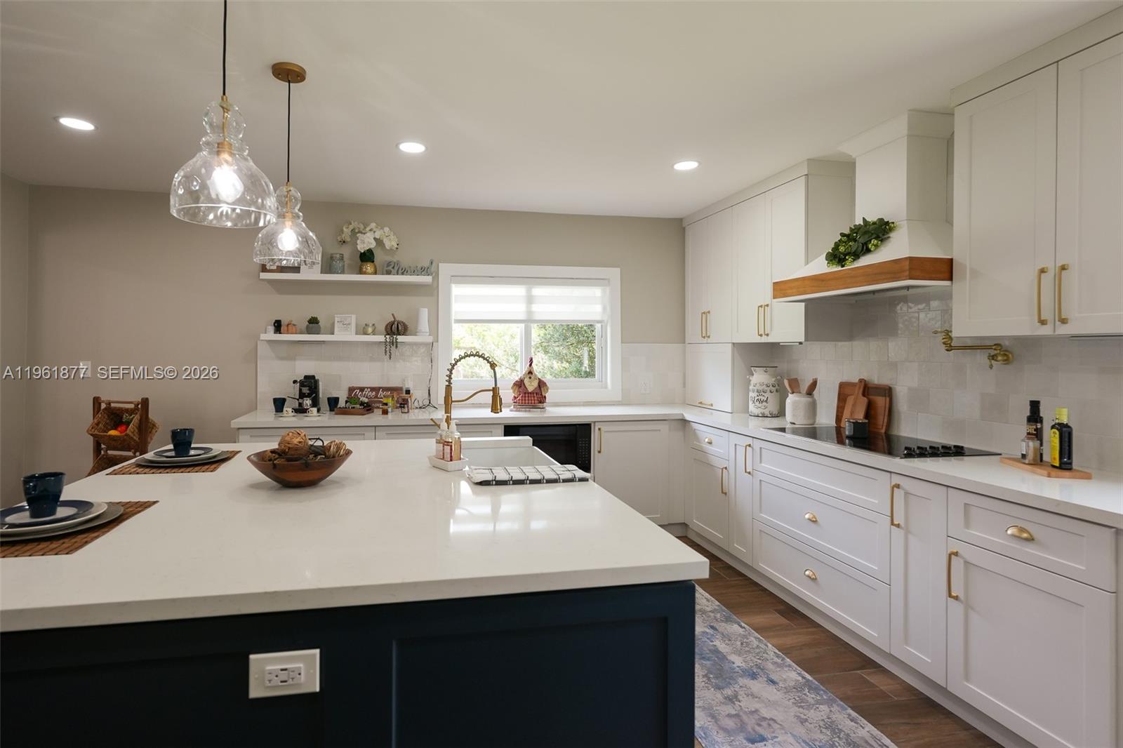 19450 SW 125th Ave Miami, FL 33177