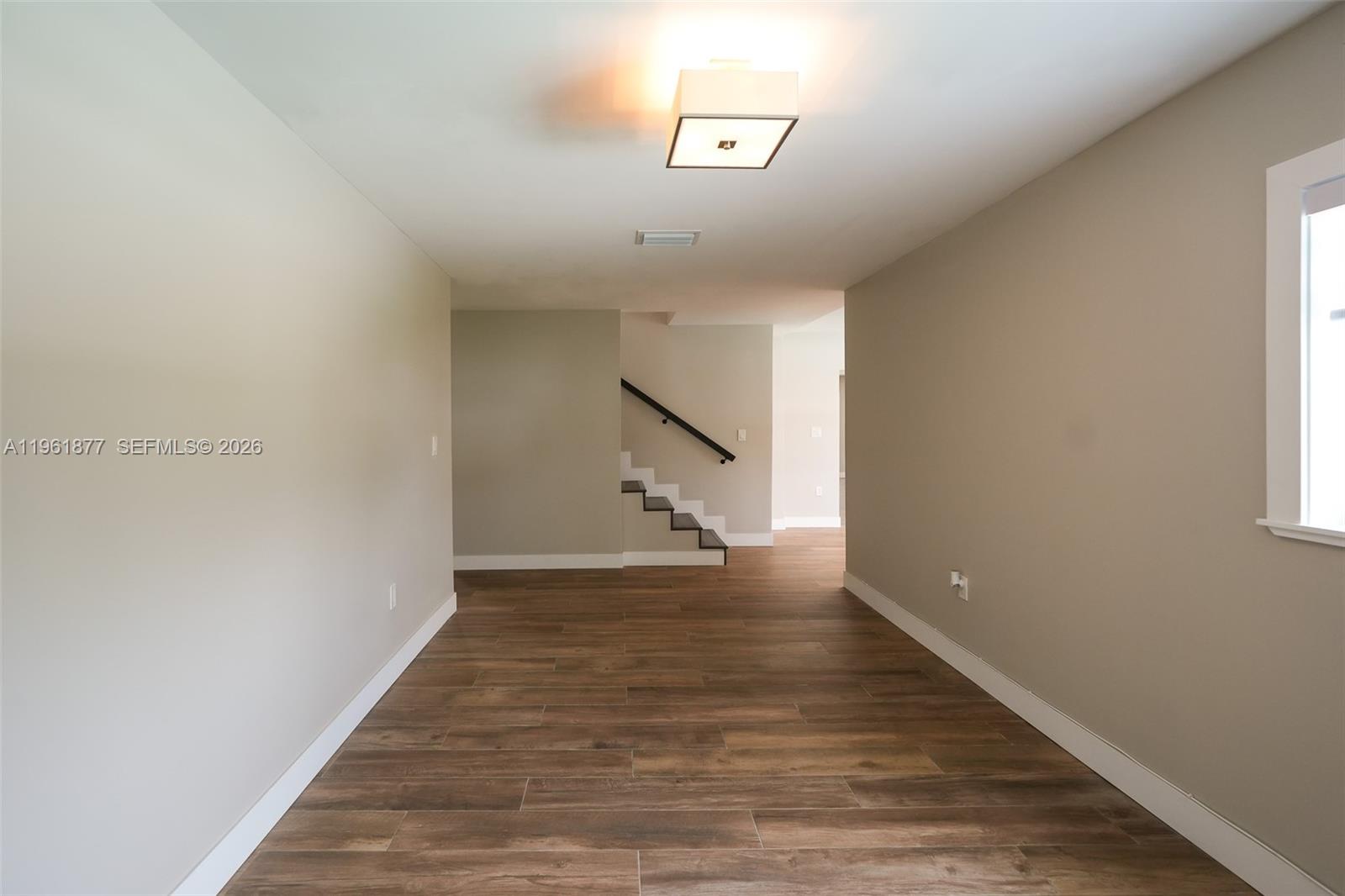 19450 SW 125th Ave Miami, FL 33177