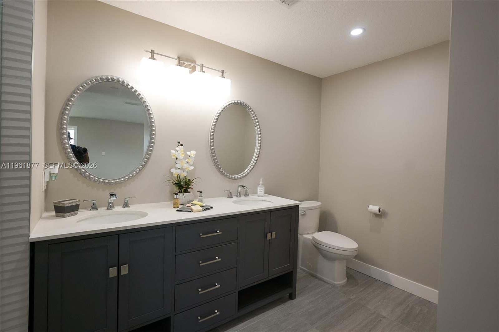 19450 SW 125th Ave Miami, FL 33177