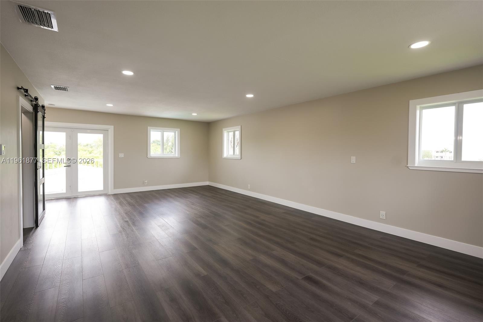 19450 SW 125th Ave Miami, FL 33177