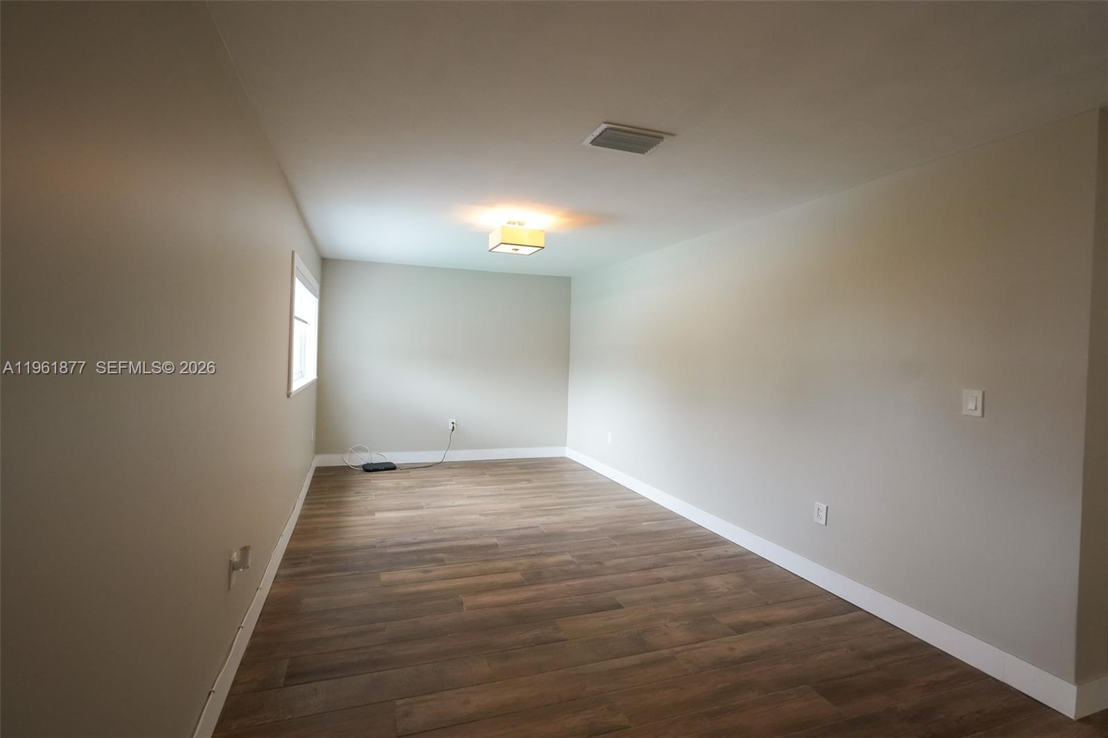 19450 SW 125th Ave Miami, FL 33177