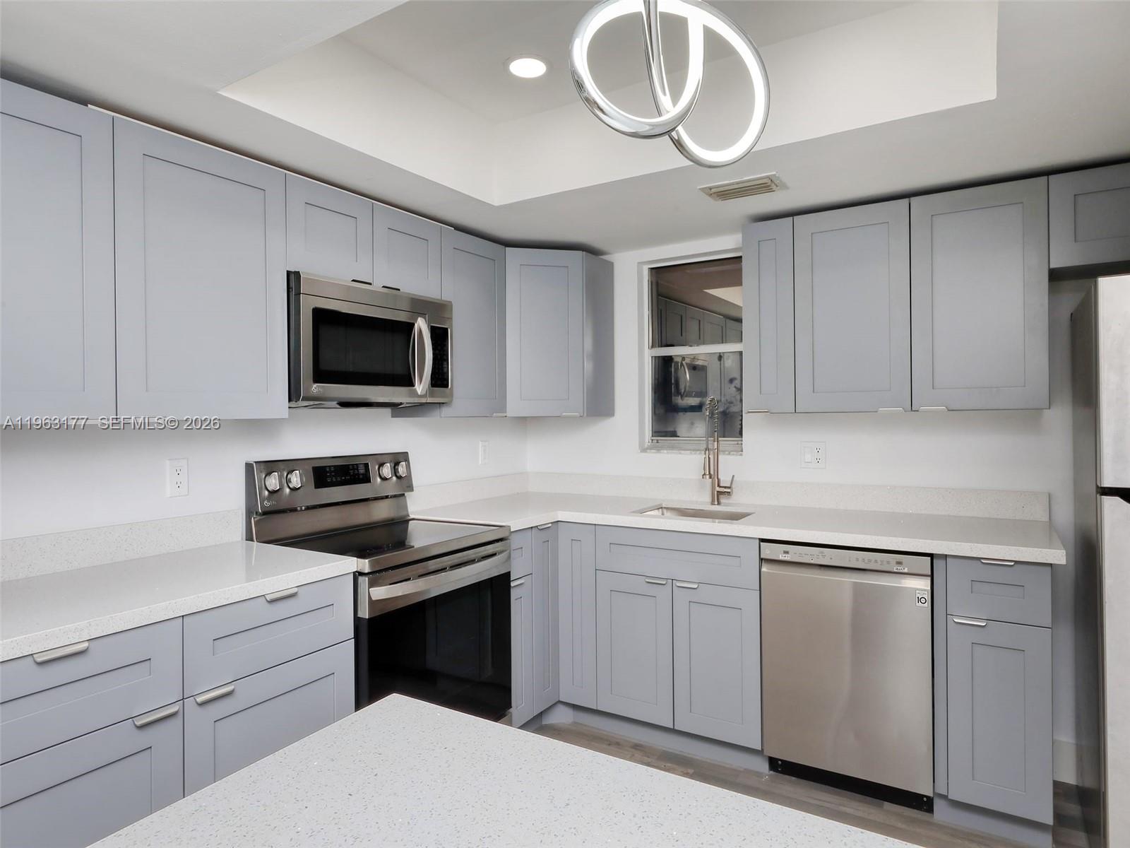 1901 Coquina Way Coral Springs, FL 33071