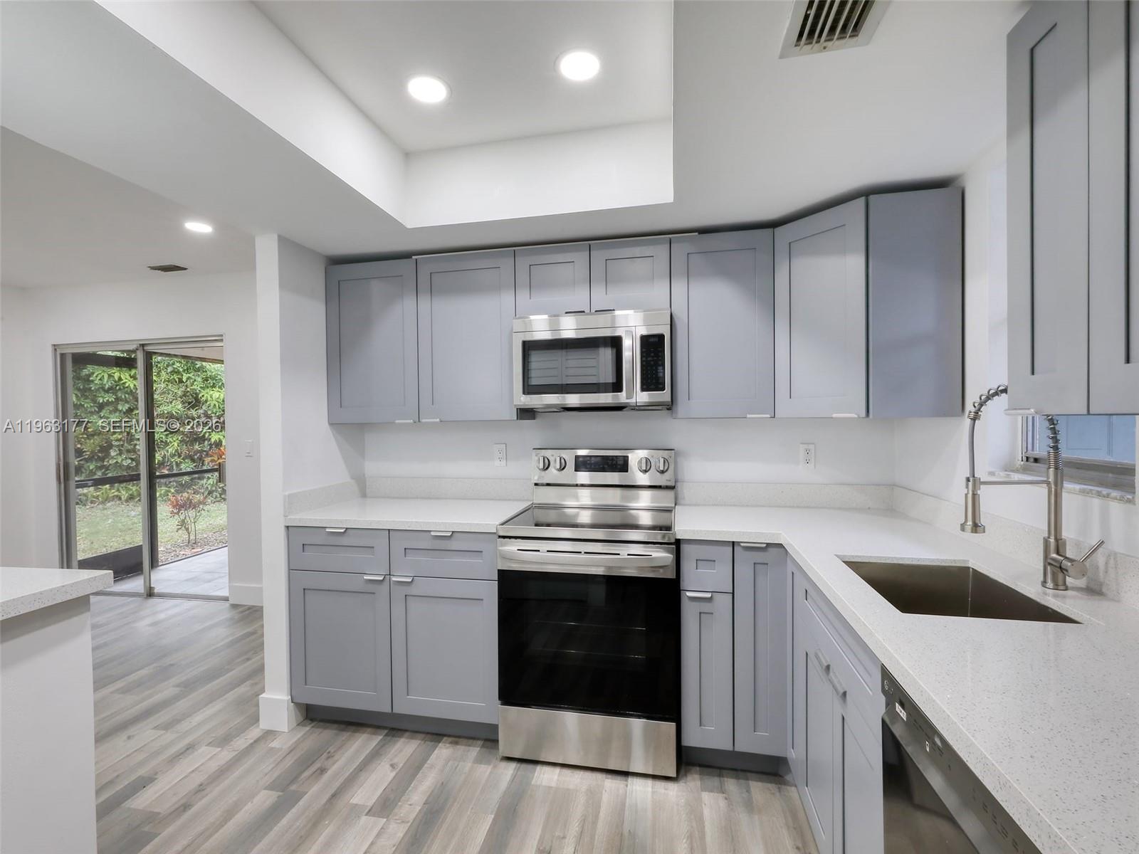 1901 Coquina Way Coral Springs, FL 33071