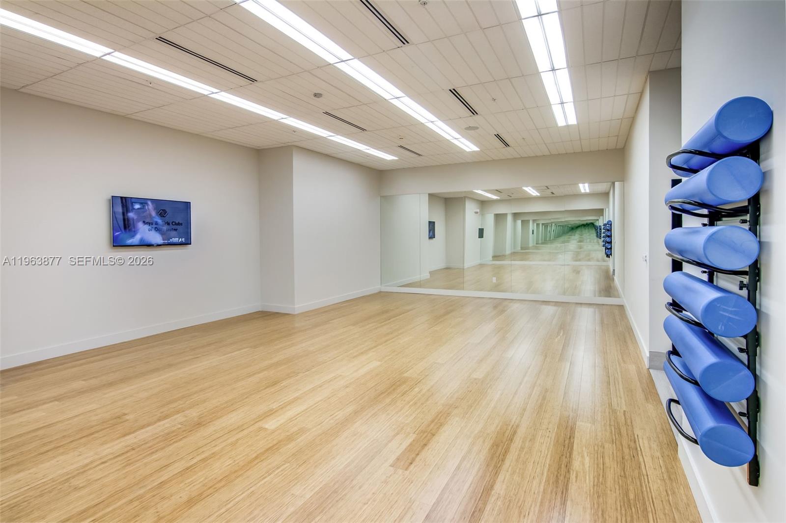 image Nine at Mary Brickell Village20