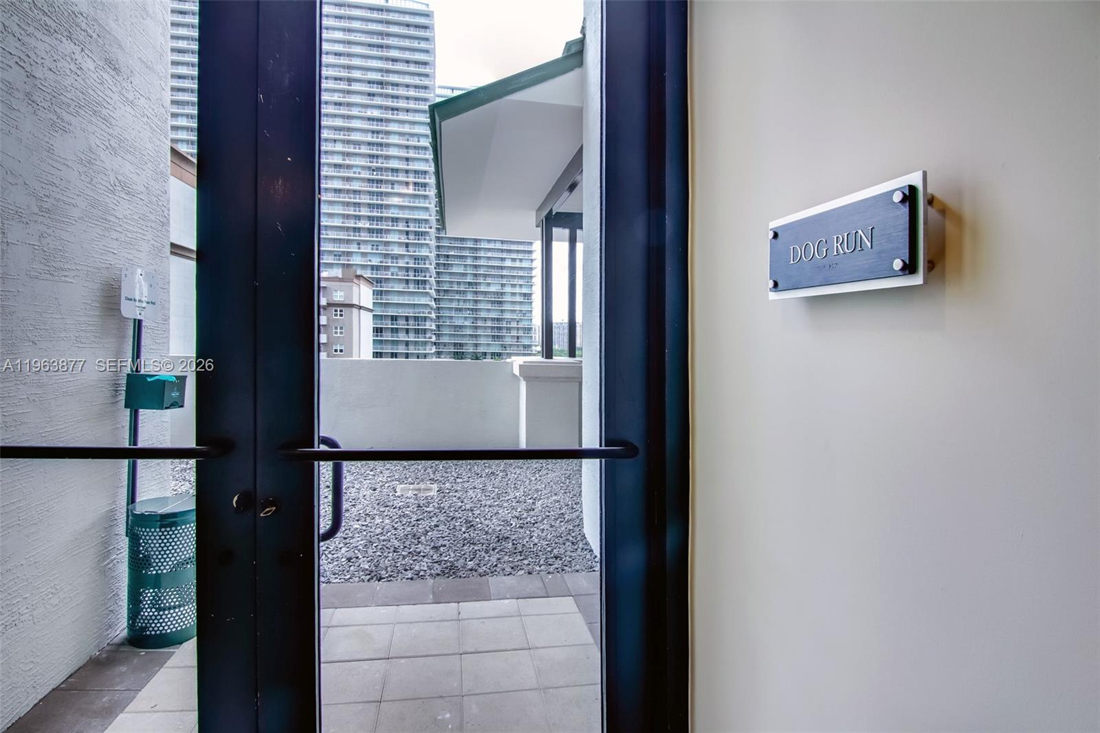 image Nine at Mary Brickell Village24