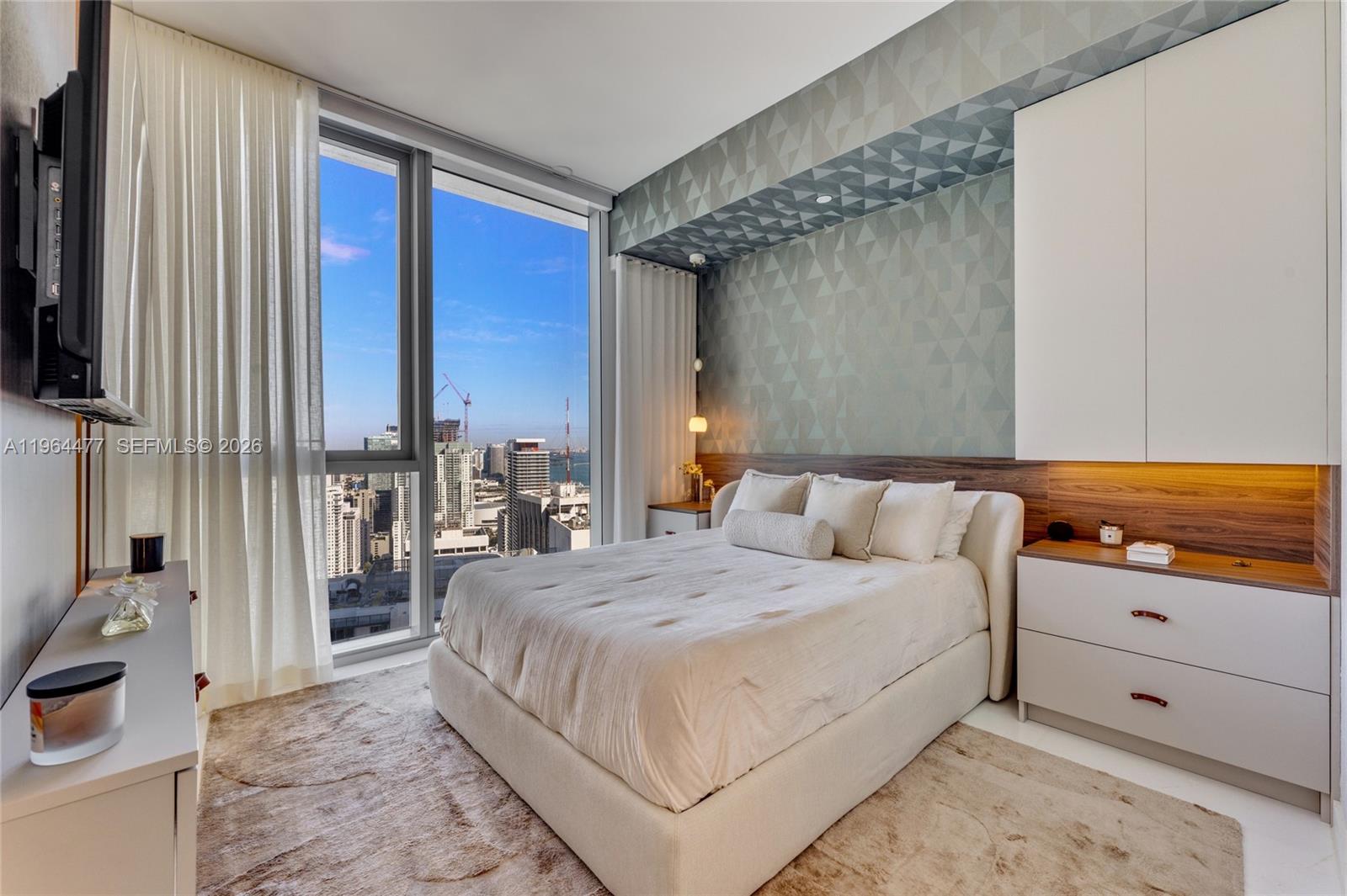 image Aston Martin Residences13