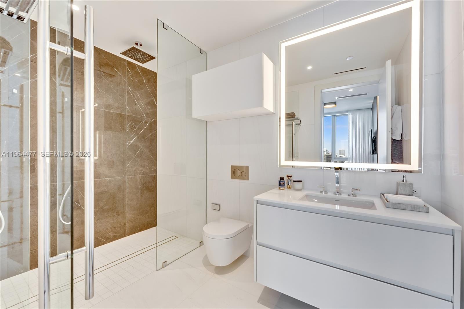 image Aston Martin Residences15