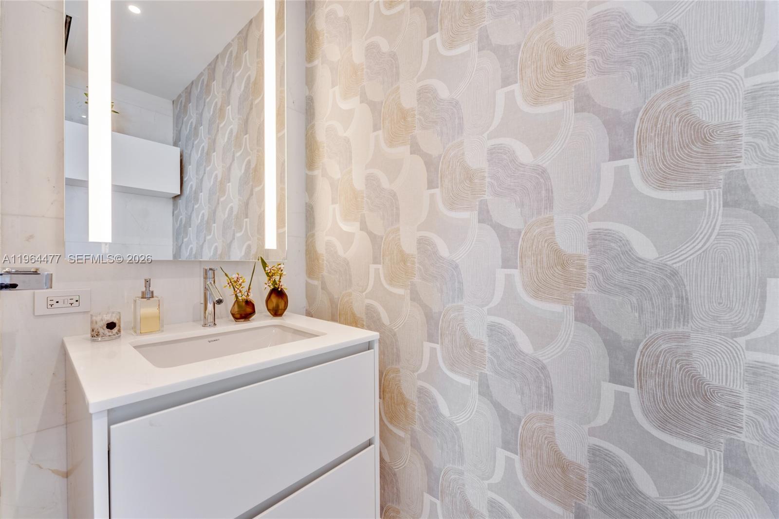 image Aston Martin Residences18