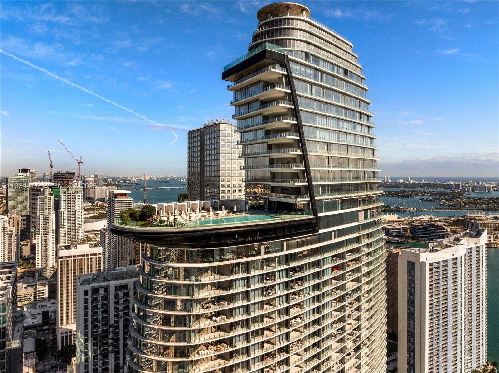 image Aston Martin Residences29