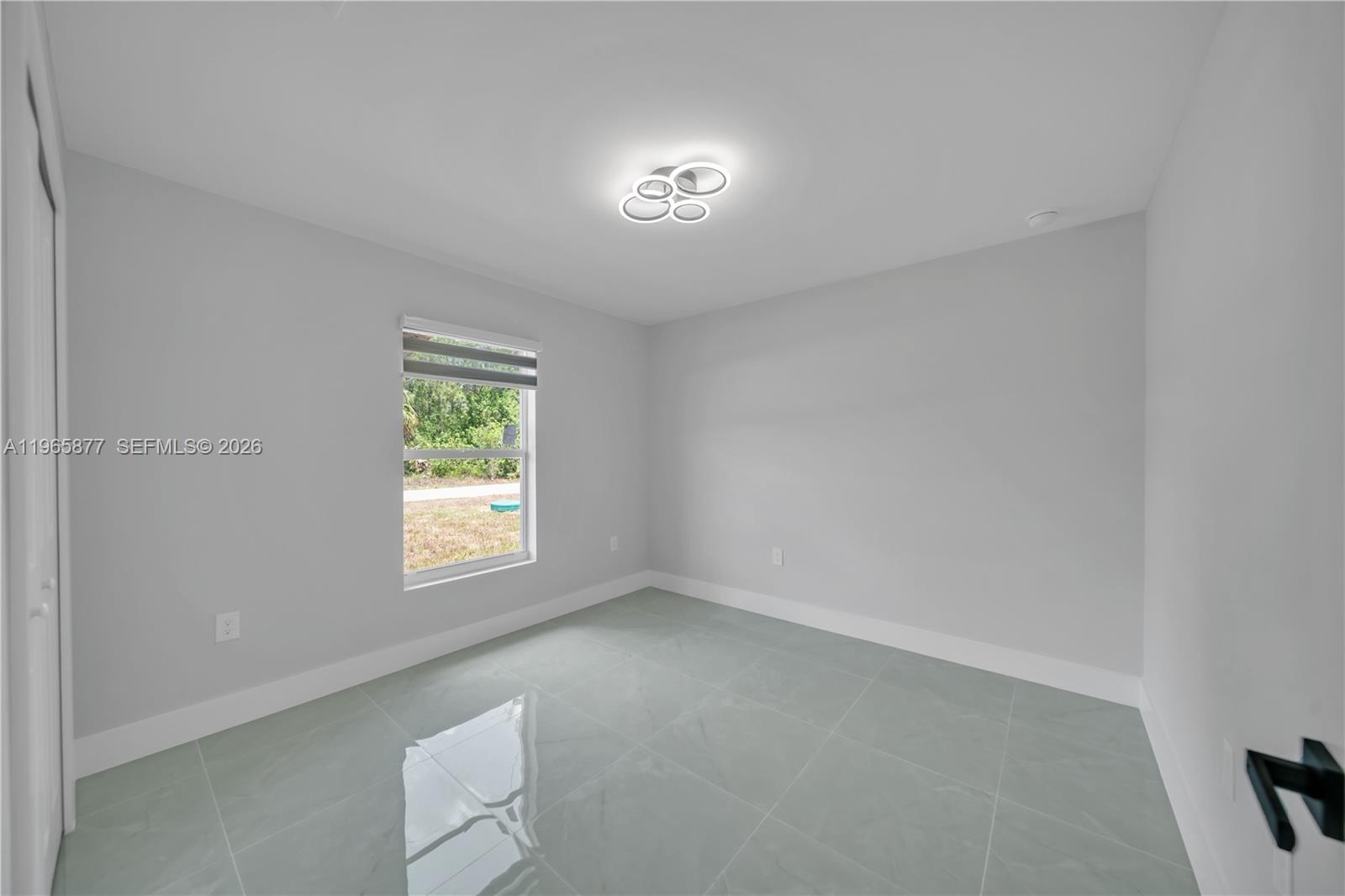 2801 42th St W Lehigh Acres, FL 33972