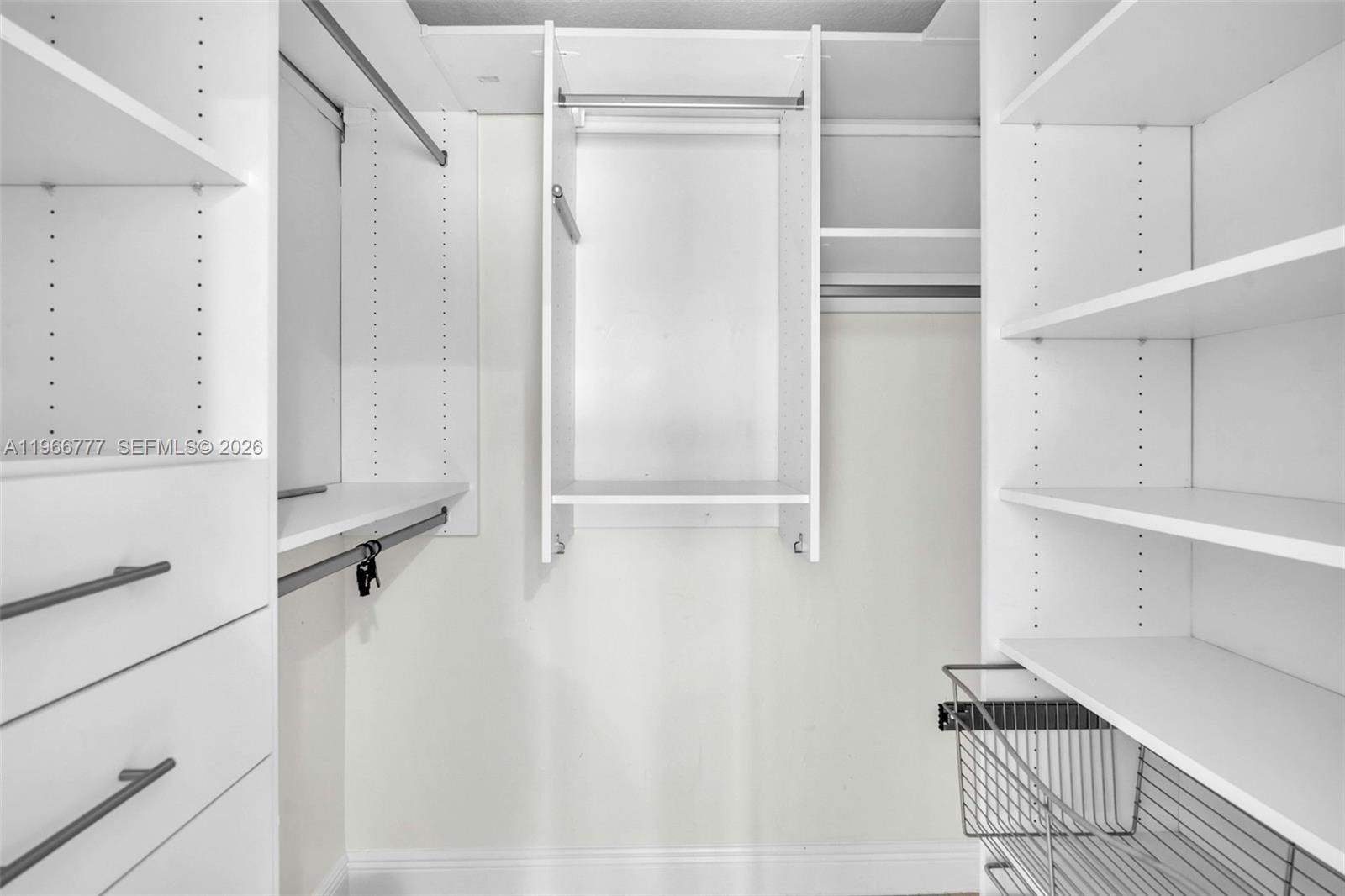 634 SW 63rd Ave Miami, FL 33144