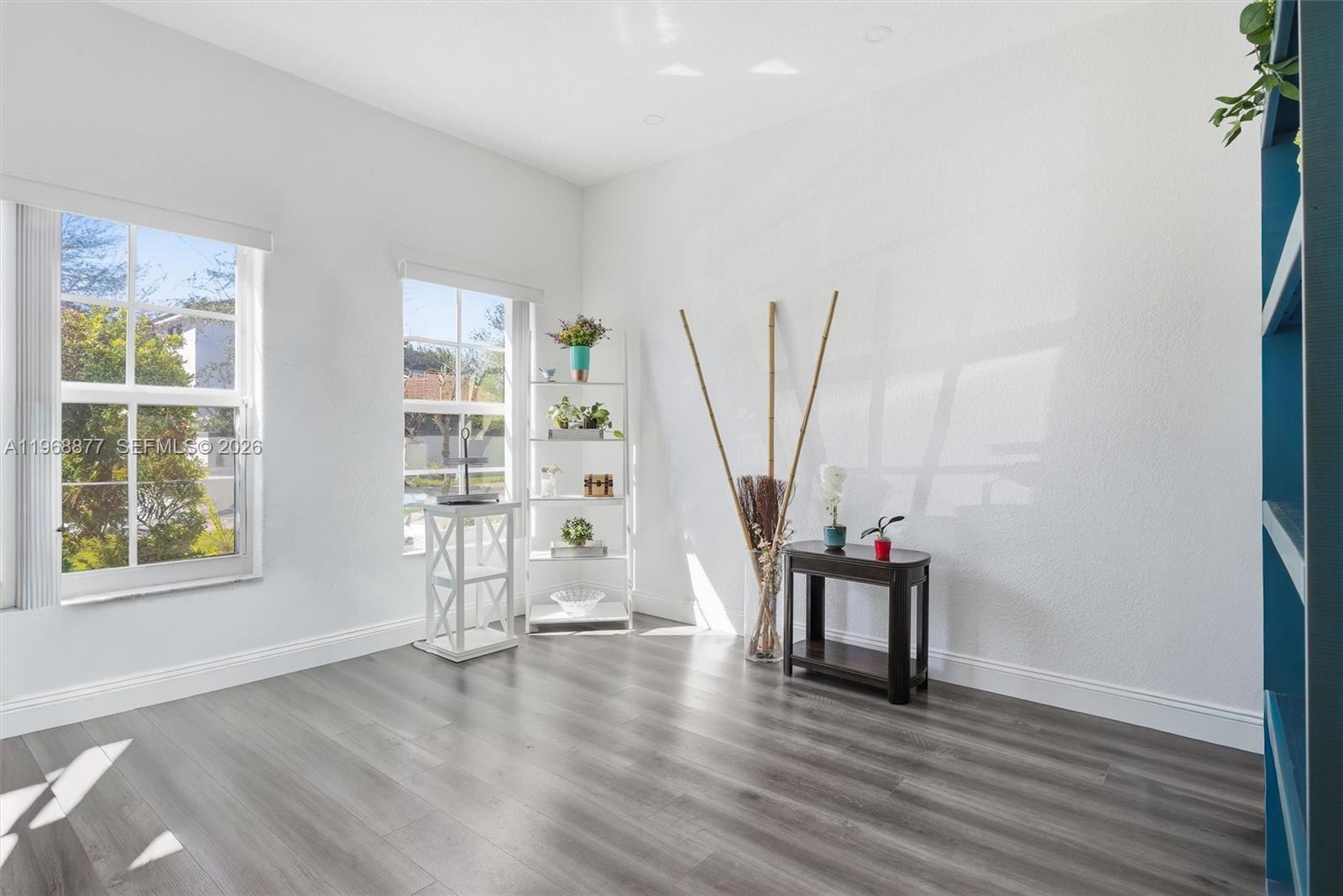 8725 NW 148th Ter Miami Lakes, FL 33018