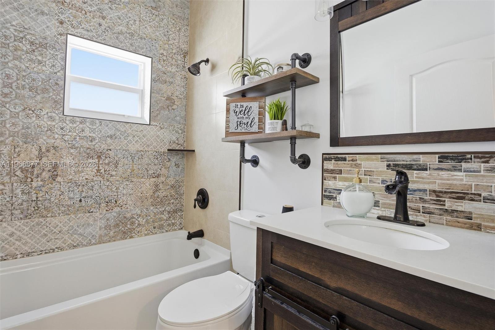 8725 NW 148th Ter Miami Lakes, FL 33018