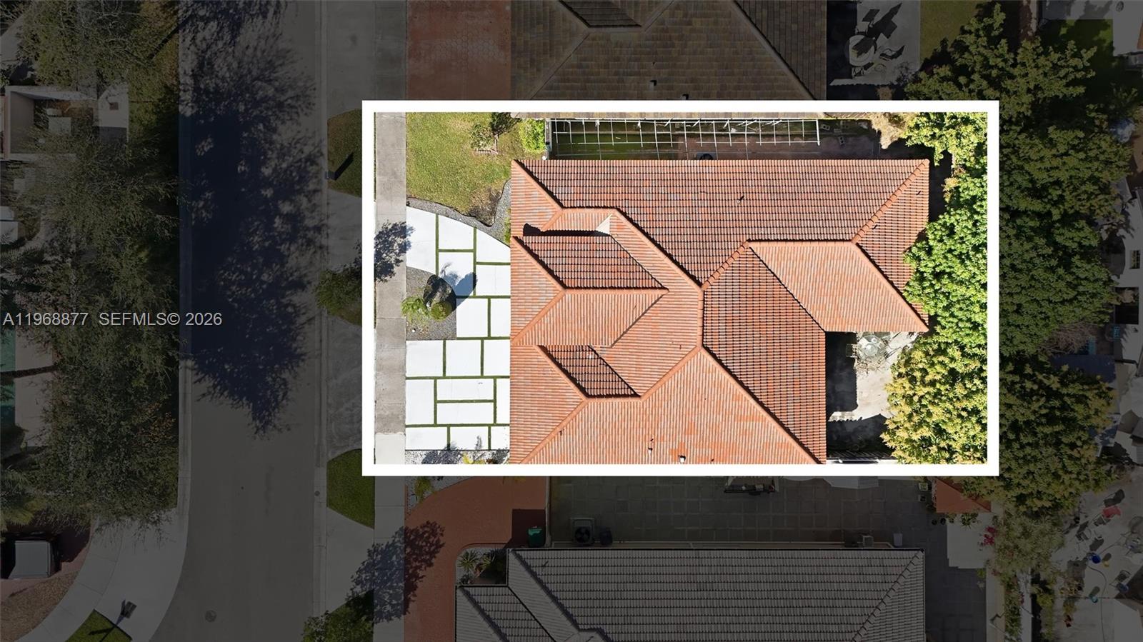 8725 NW 148th Ter Miami Lakes, FL 33018