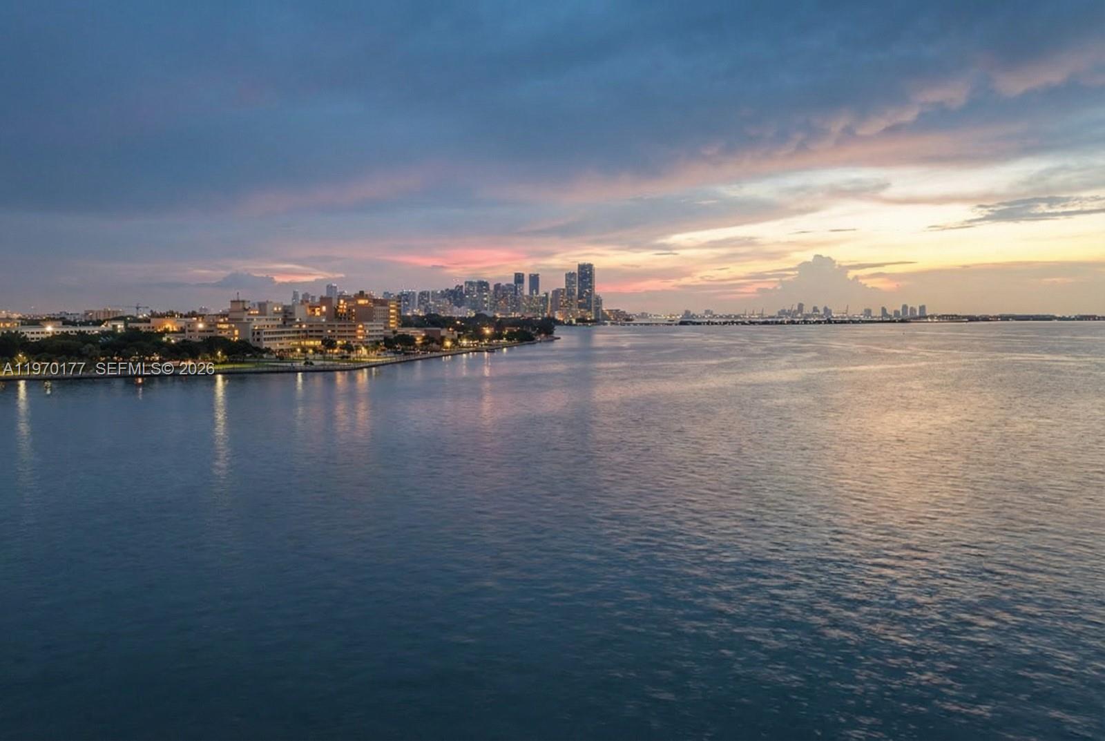 5 Grove Isle Dr #M204 Coconut Grove, FL 33133