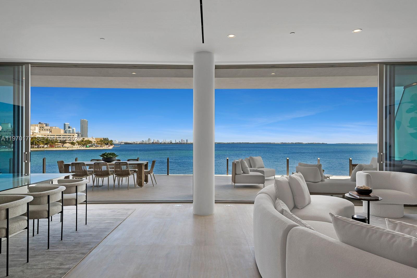 5 Grove Isle Dr #M204 Coconut Grove, FL 33133