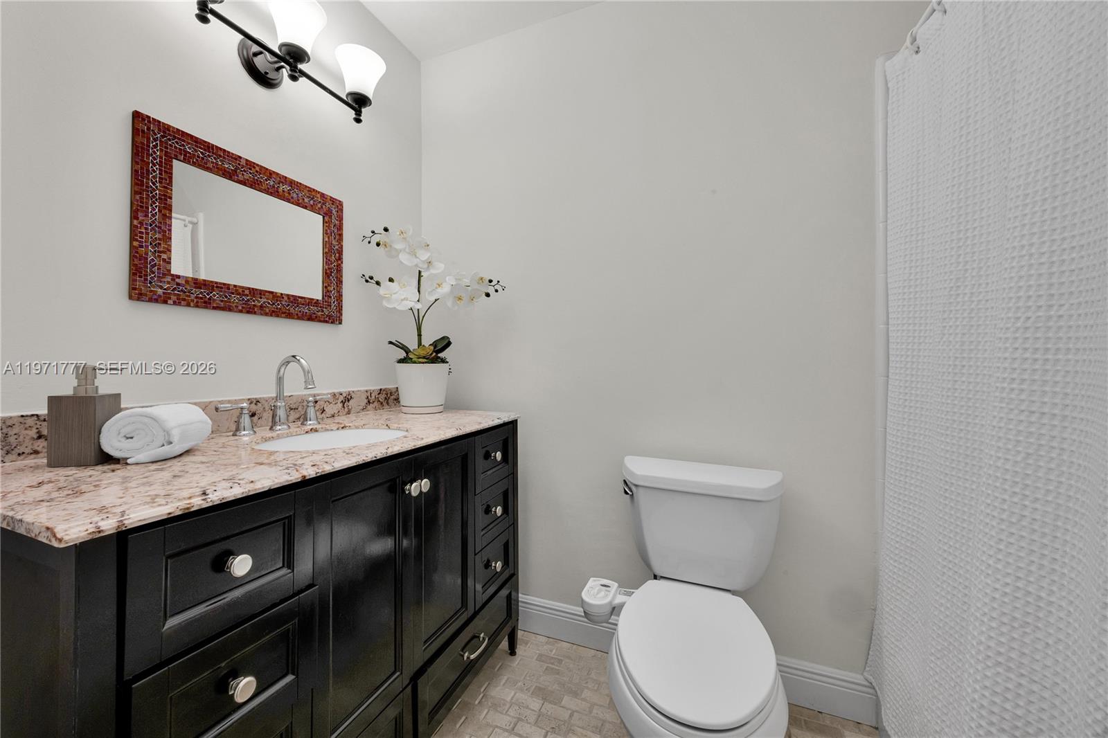 5680 SW 86th St Miami, FL 33143