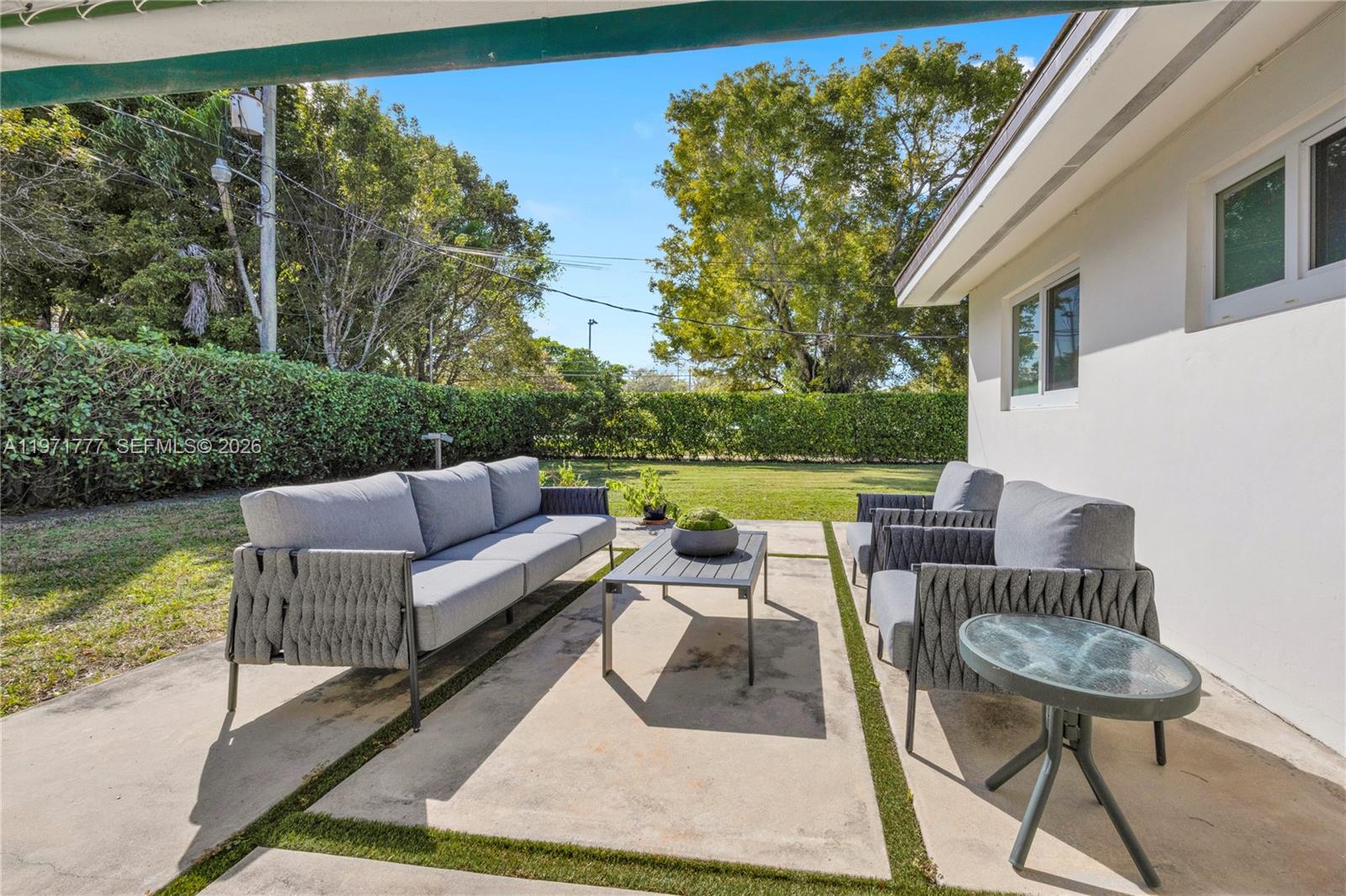 5680 SW 86th St Miami, FL 33143