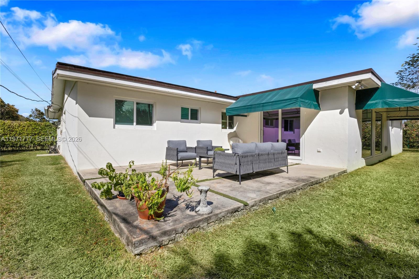 5680 SW 86th St Miami, FL 33143