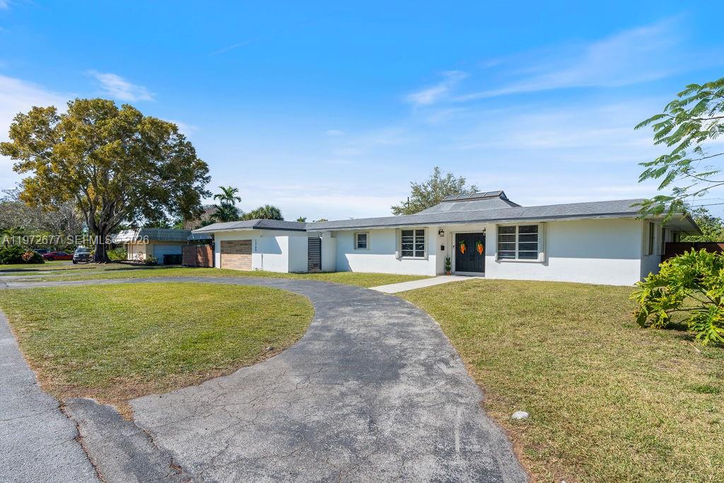13780 SW 73rd Ct Palmetto Bay, FL 33158