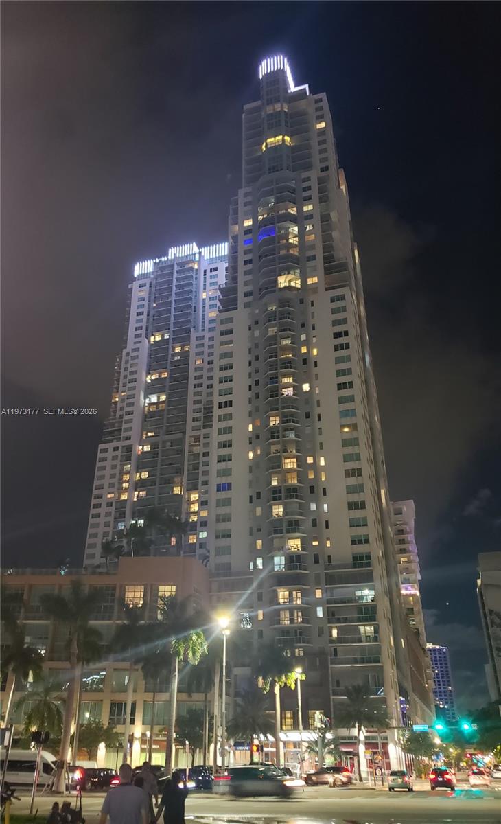 image Vizcayne North23