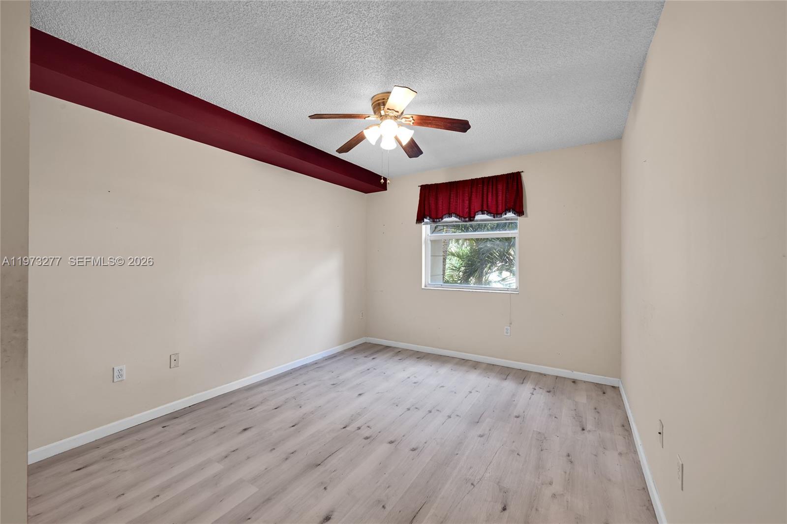 image Porto Bellagio Condo19