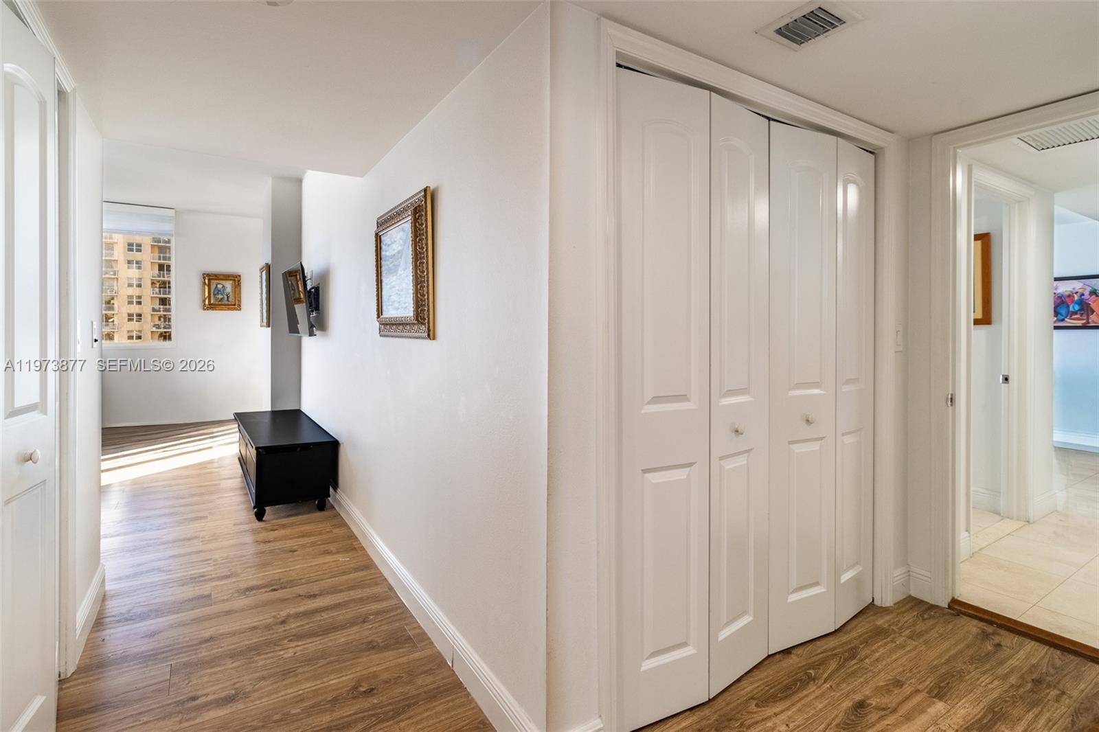 520 Brickell Key Dr #A1007 Miami, FL 33131