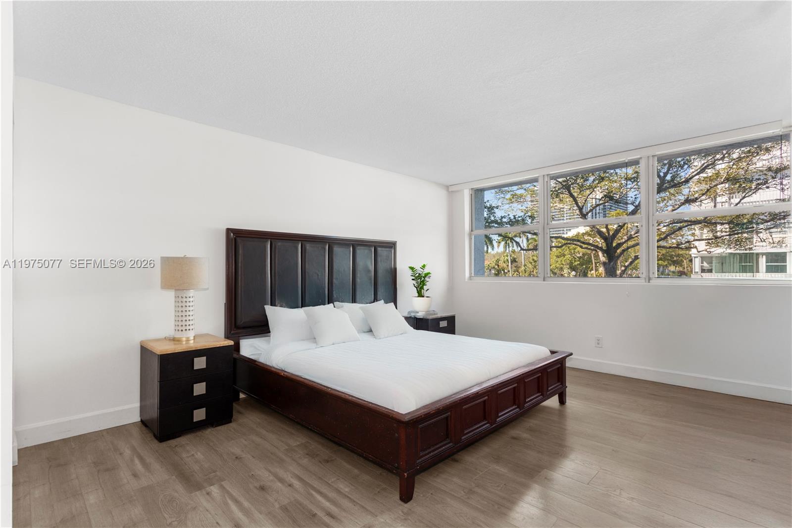 16558 NE 26th Ave #2G North Miami Beach, FL 33160