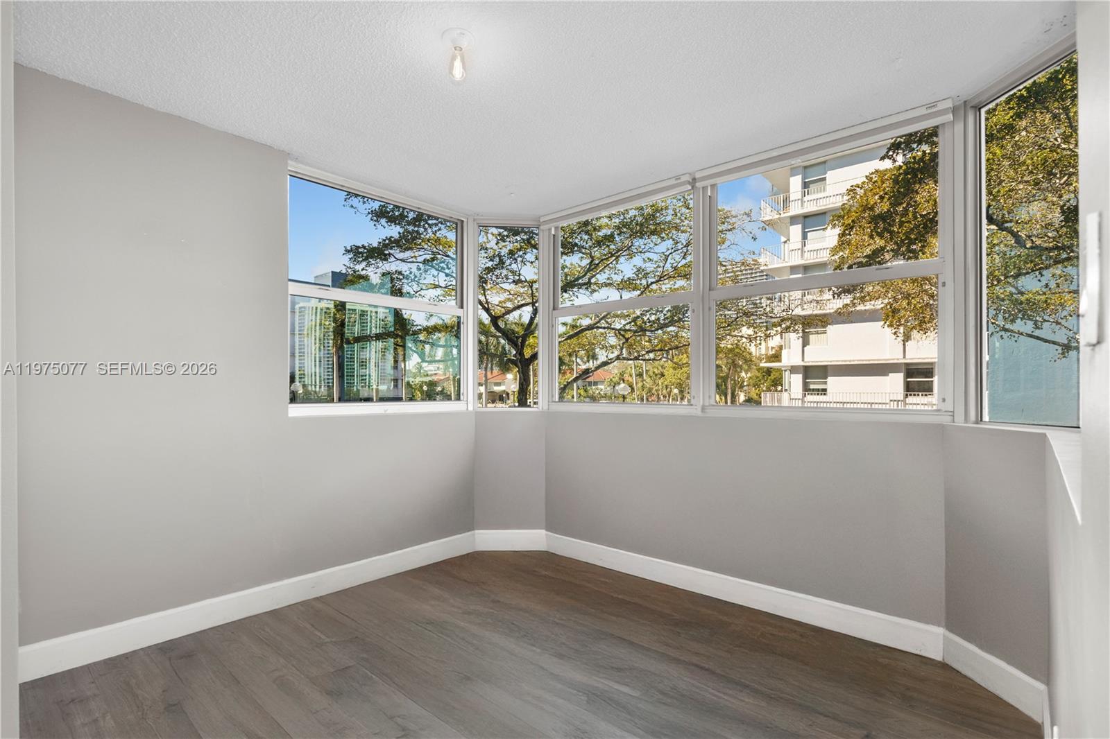 16558 NE 26th Ave #2G North Miami Beach, FL 33160