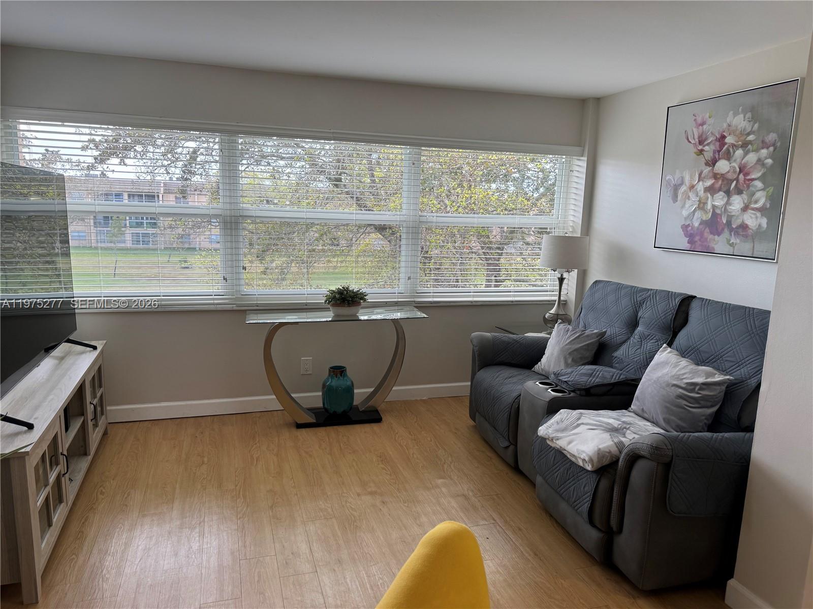 9310 Sunrise Lks Blvd #304 Sunrise, FL 33322