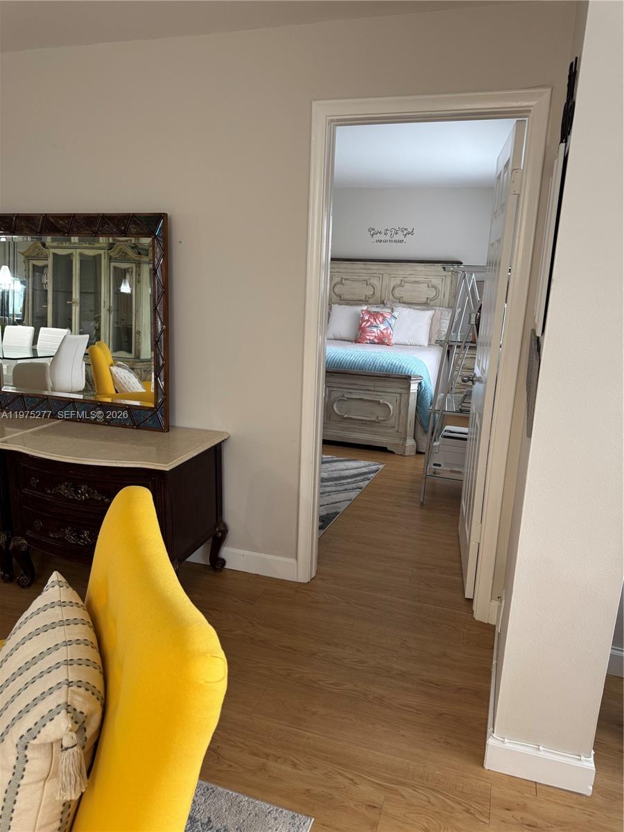 9310 Sunrise Lks Blvd #304 Sunrise, FL 33322