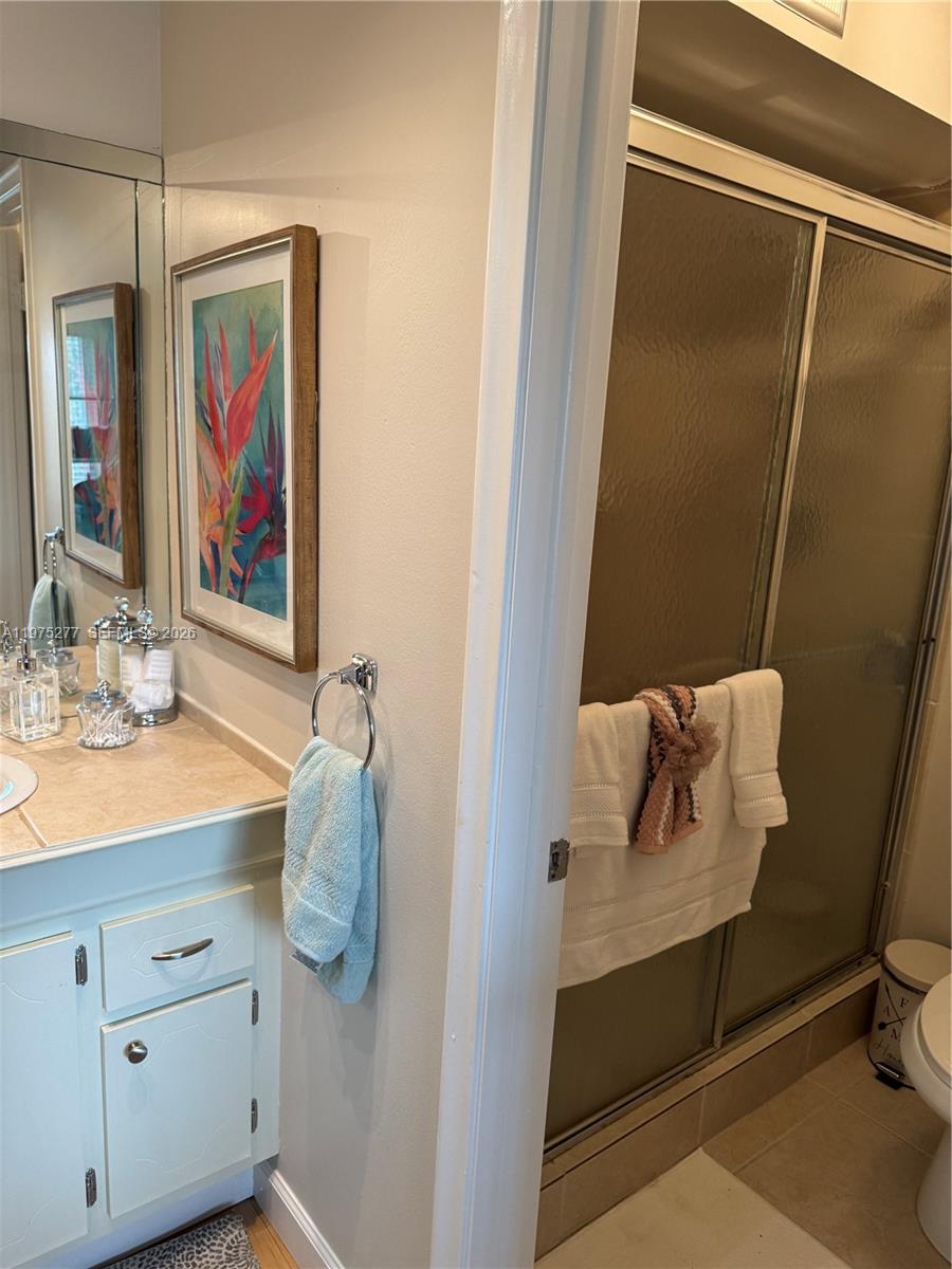 9310 Sunrise Lks Blvd #304 Sunrise, FL 33322