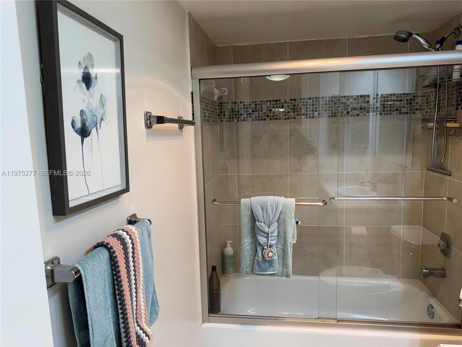 9310 Sunrise Lks Blvd #304 Sunrise, FL 33322