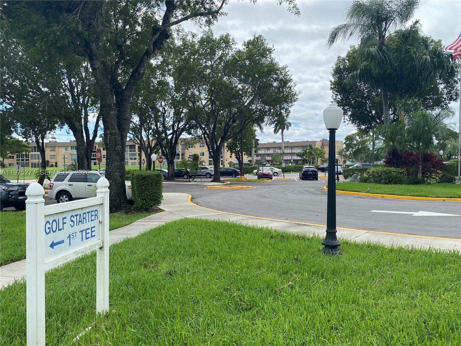 9310 Sunrise Lks Blvd #304 Sunrise, FL 33322