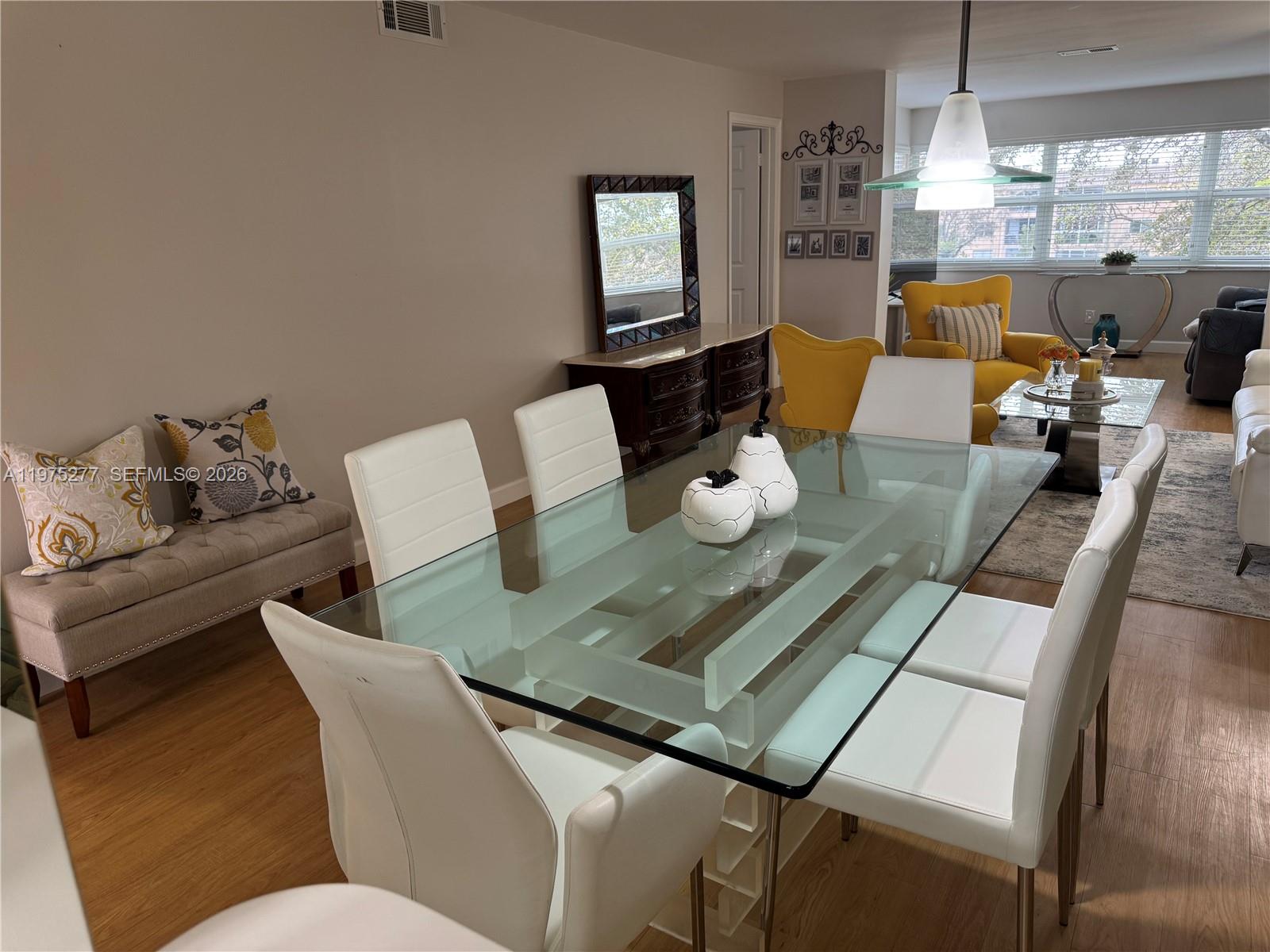 9310 Sunrise Lks Blvd #304 Sunrise, FL 33322