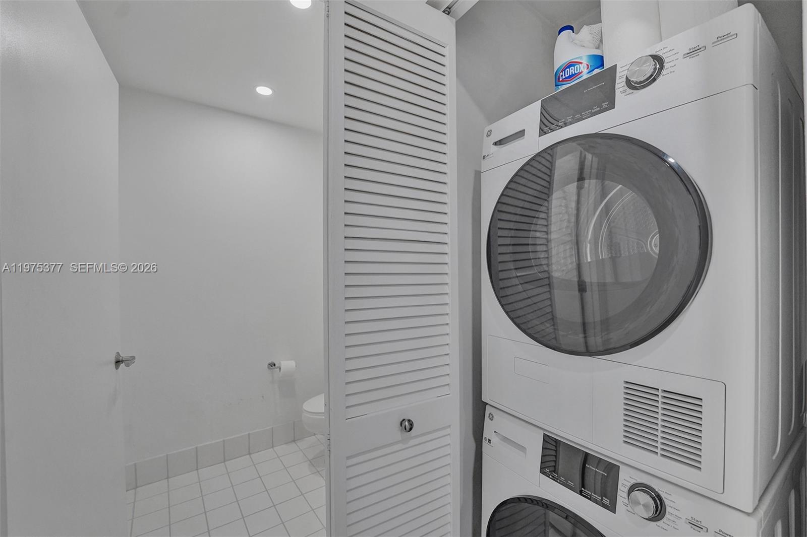 601 NE 36th St #811 Miami, FL 33137