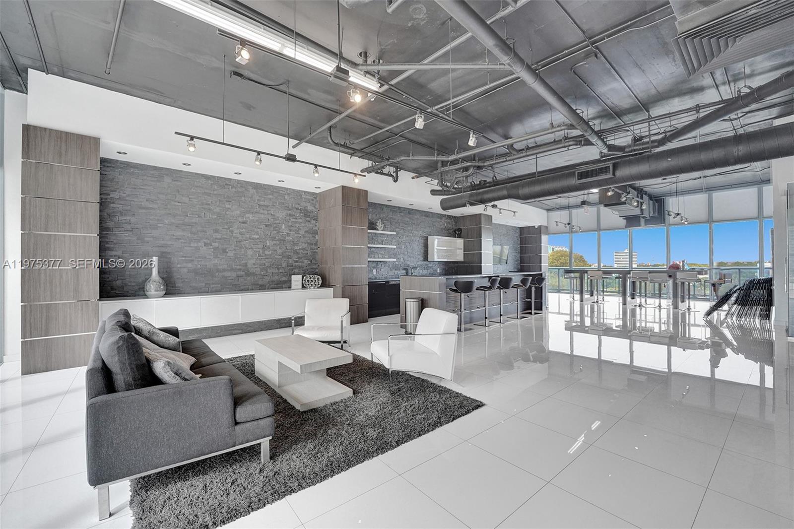 601 NE 36th St #811 Miami, FL 33137