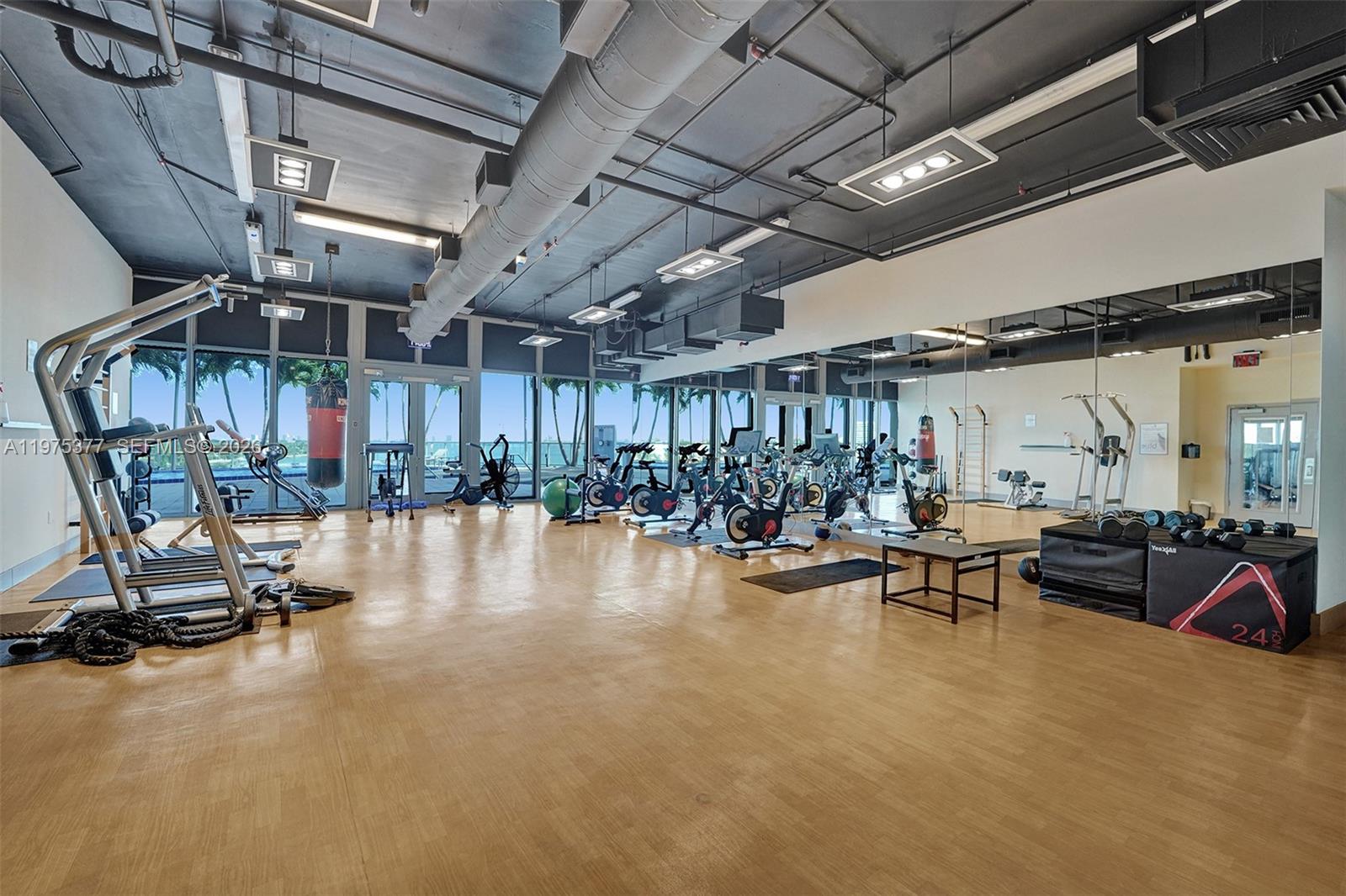 601 NE 36th St #811 Miami, FL 33137