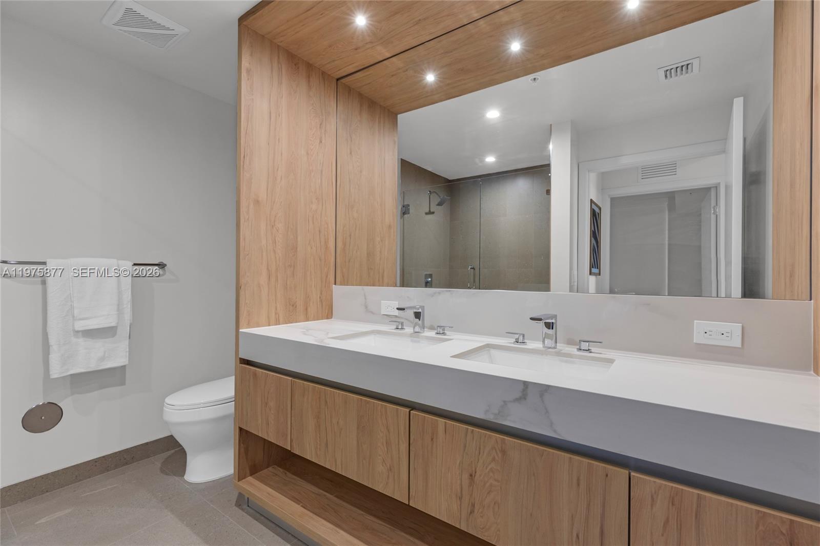 image The Crosby Miami Worldcenter15