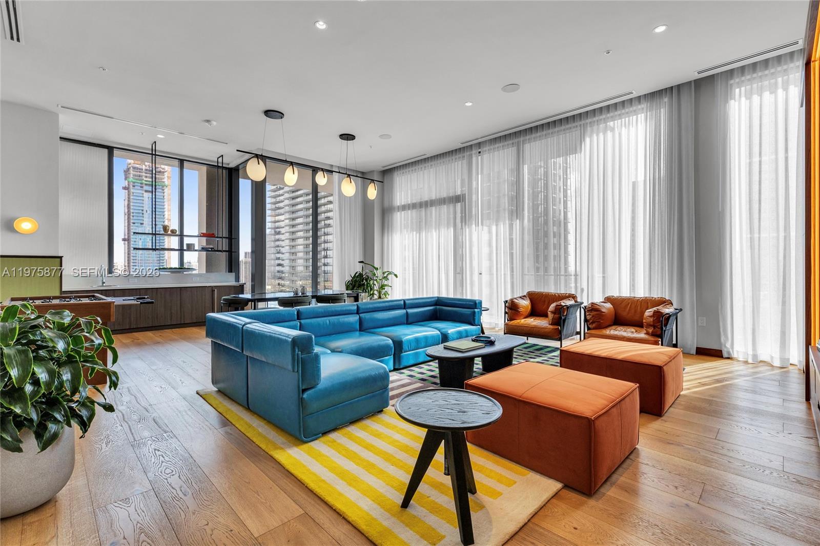 image The Crosby Miami Worldcenter20