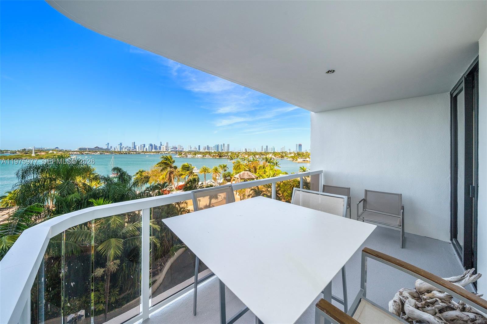 9 Island Ave #702 Miami Beach, FL 33139