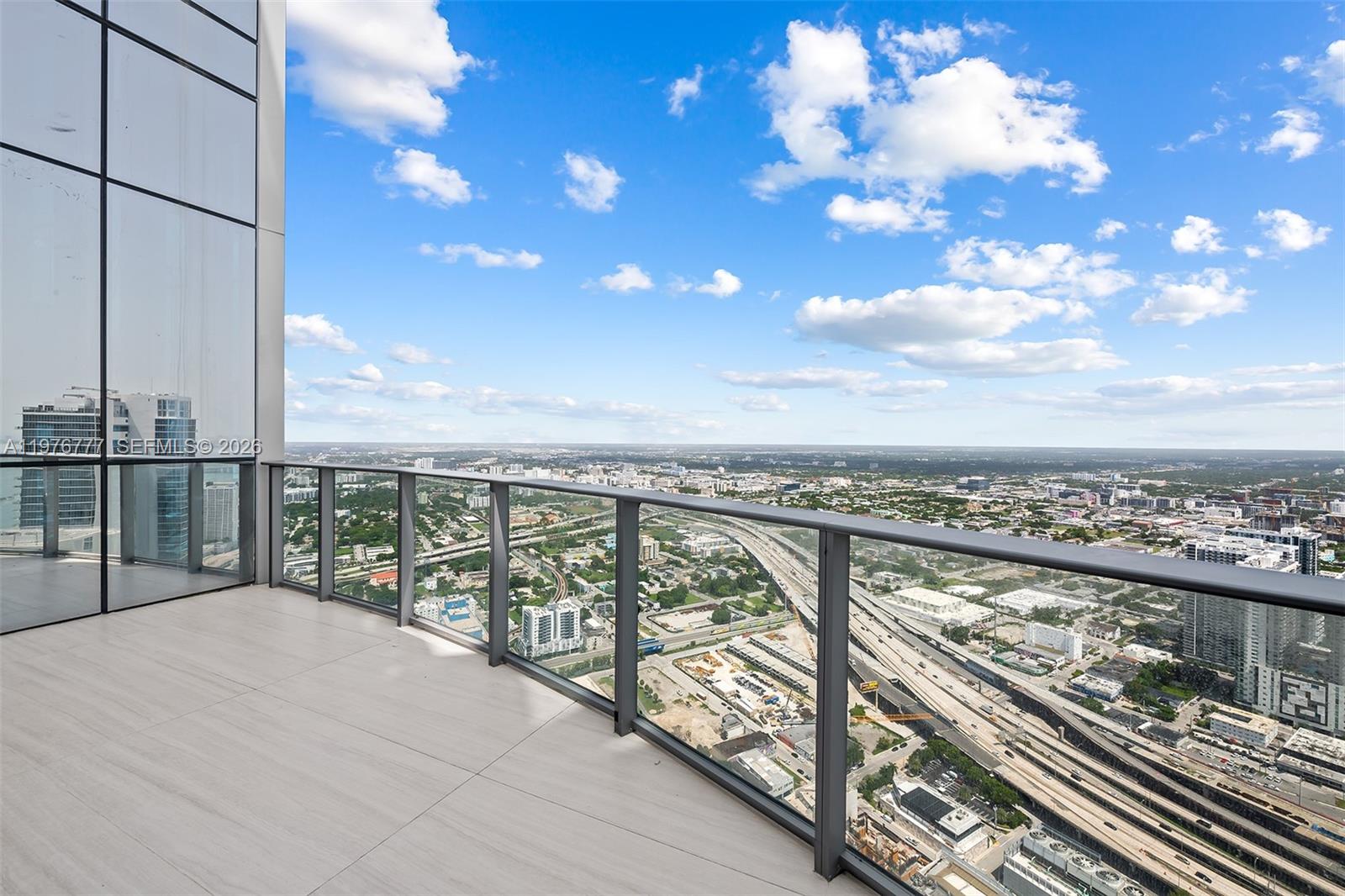 851 NE 1st Ave #PH 5700 Miami, FL 33132