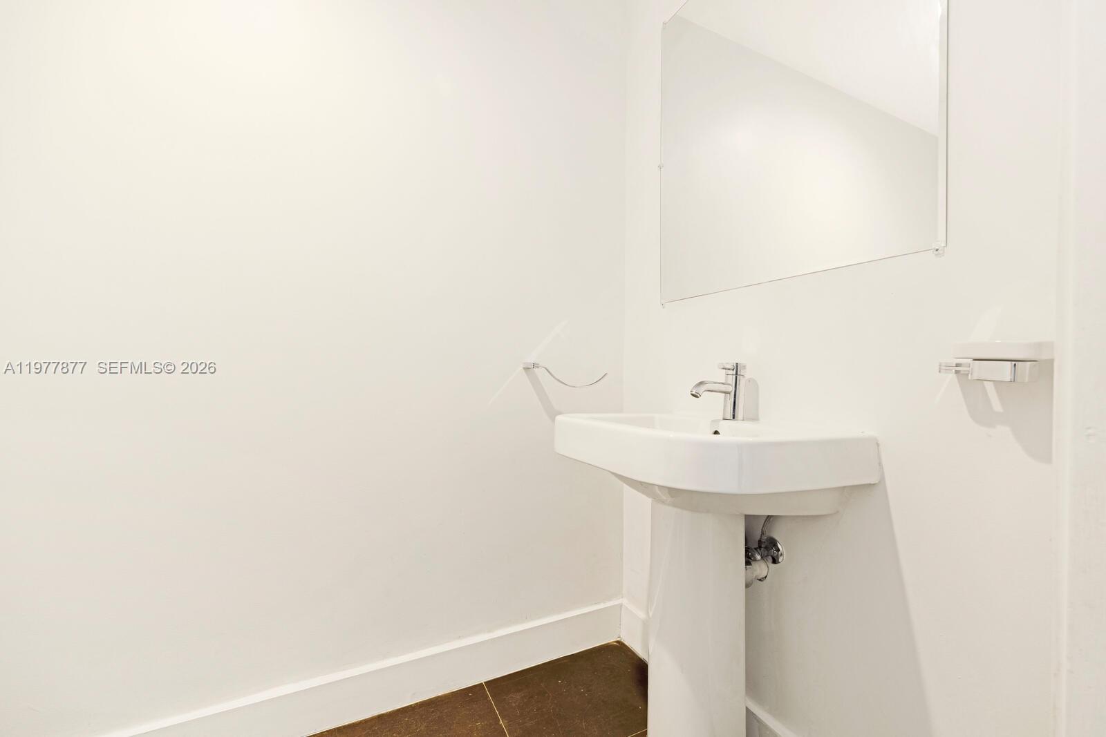 1040 Biscayne Blvd #4208 Miami, FL 33132