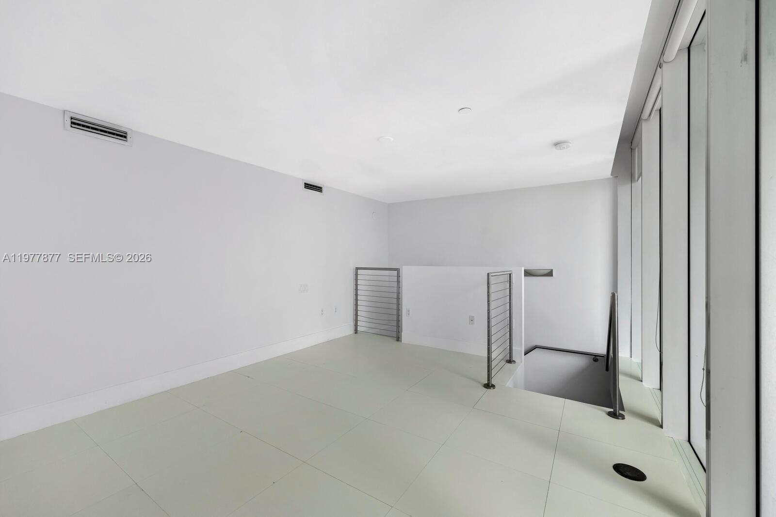 1040 Biscayne Blvd #4208 Miami, FL 33132