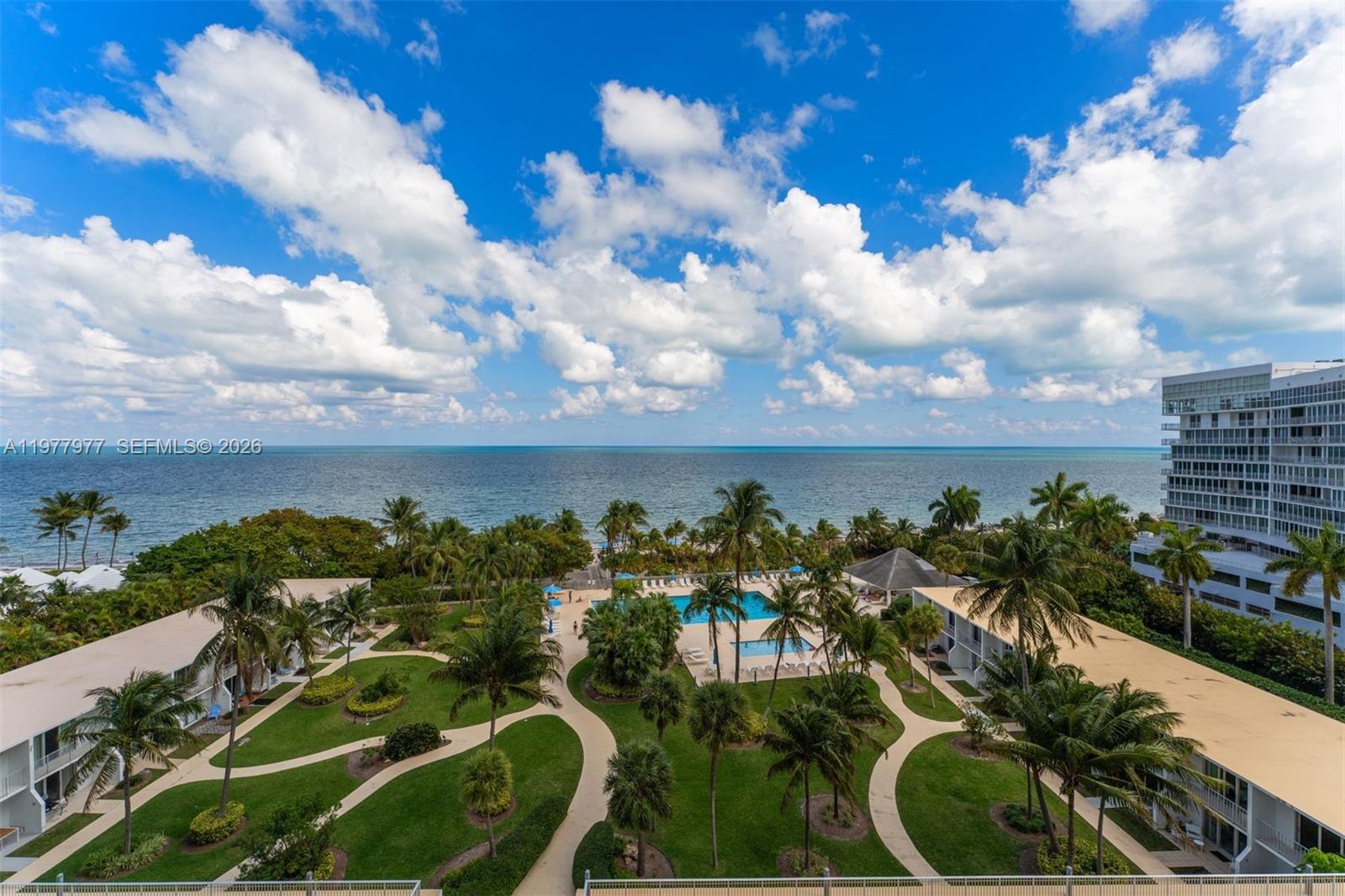 image Casa Del Mar Condos10