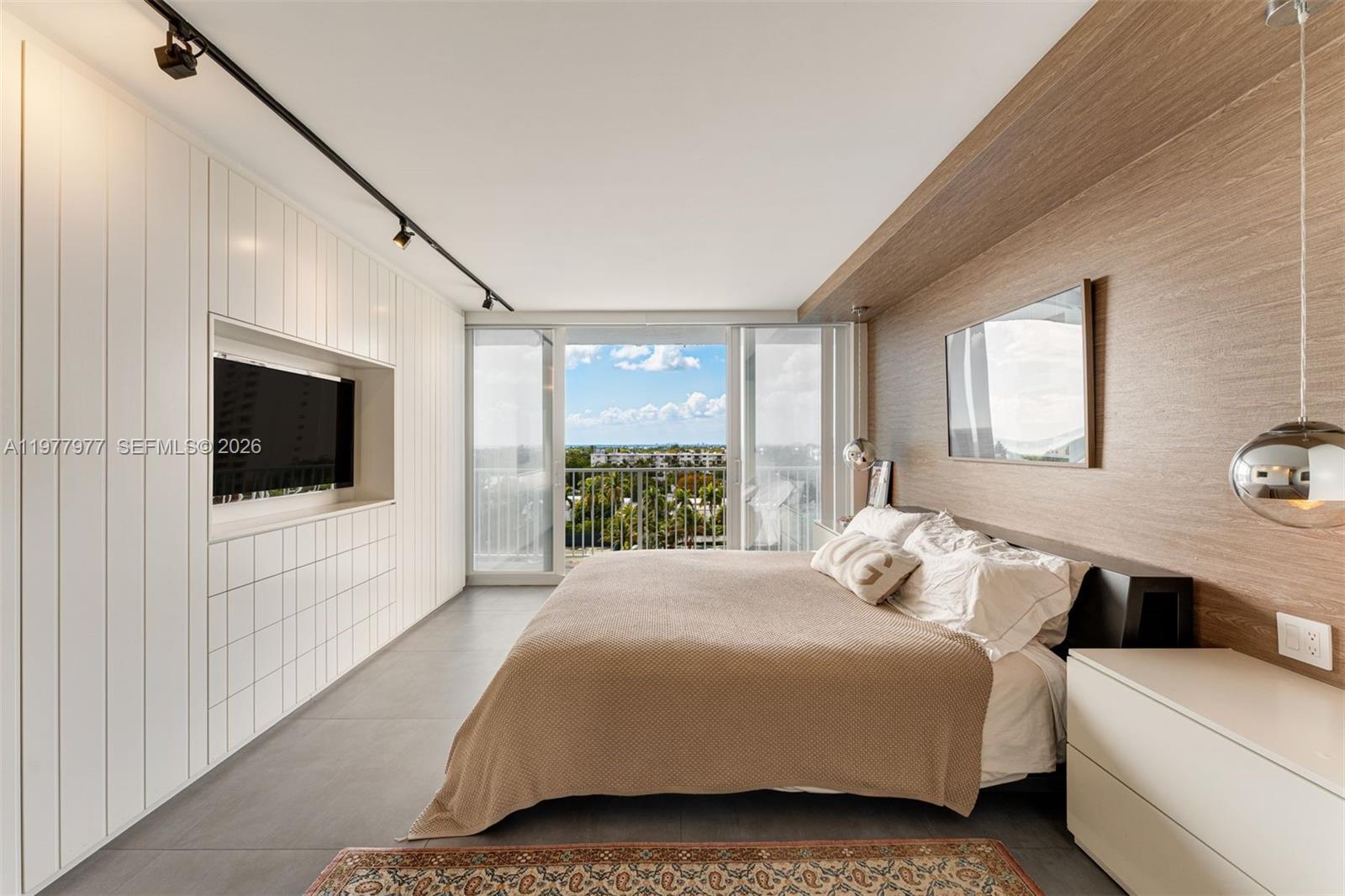 image Casa Del Mar Condos12