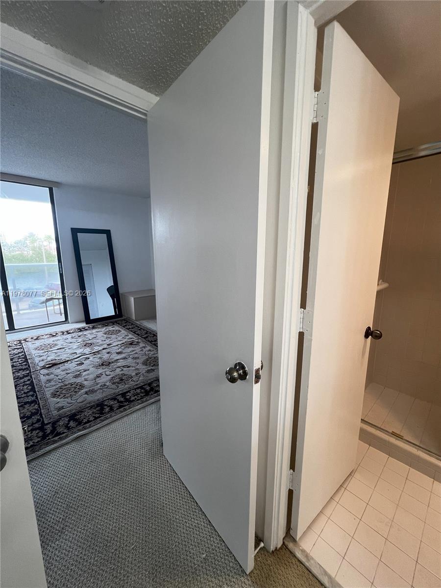 3701 N Country Clb Dr #201 Aventura, FL 33180