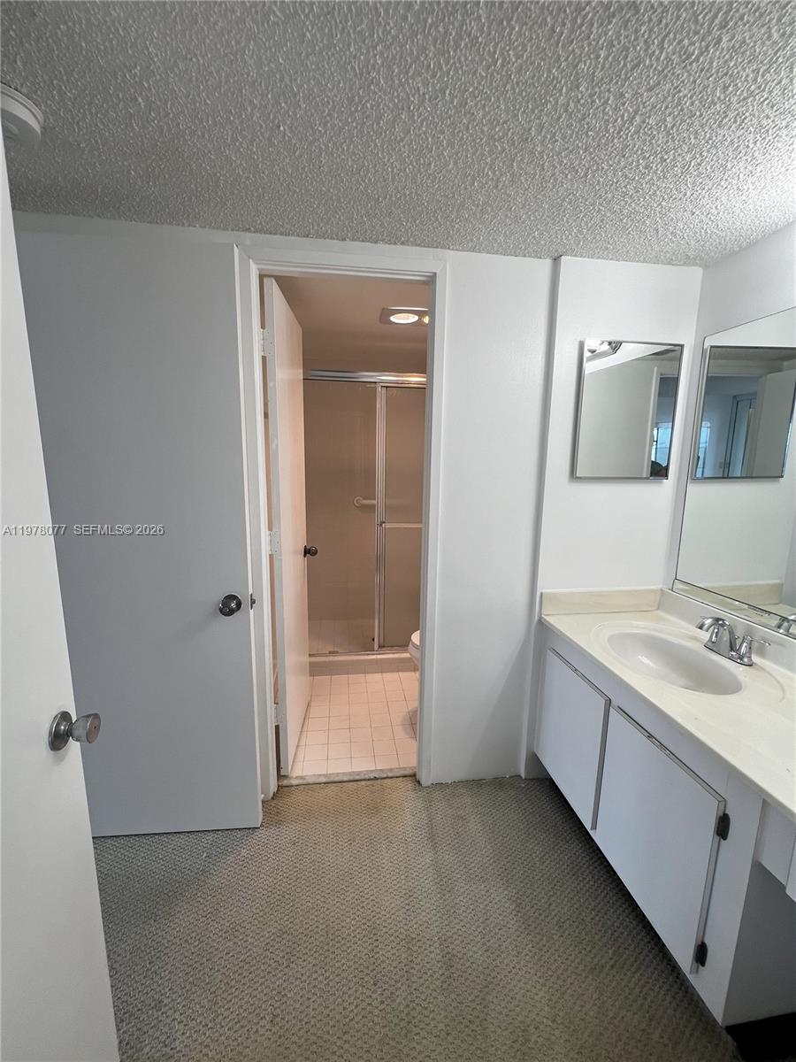 3701 N Country Clb Dr #201 Aventura, FL 33180