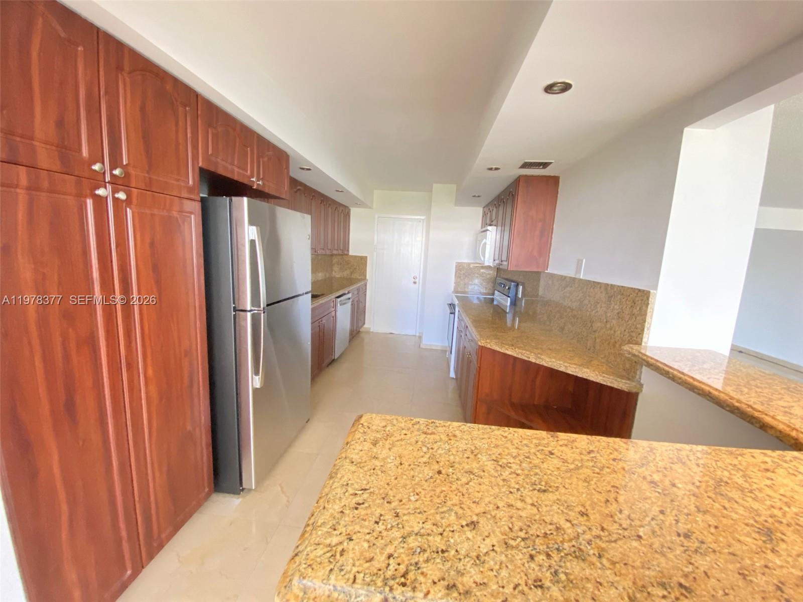 1890 S Ocean Dr #408 Hallandale Beach, FL 33009