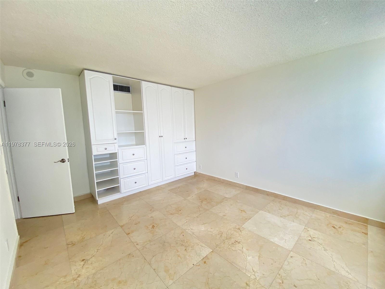1890 S Ocean Dr #408 Hallandale Beach, FL 33009